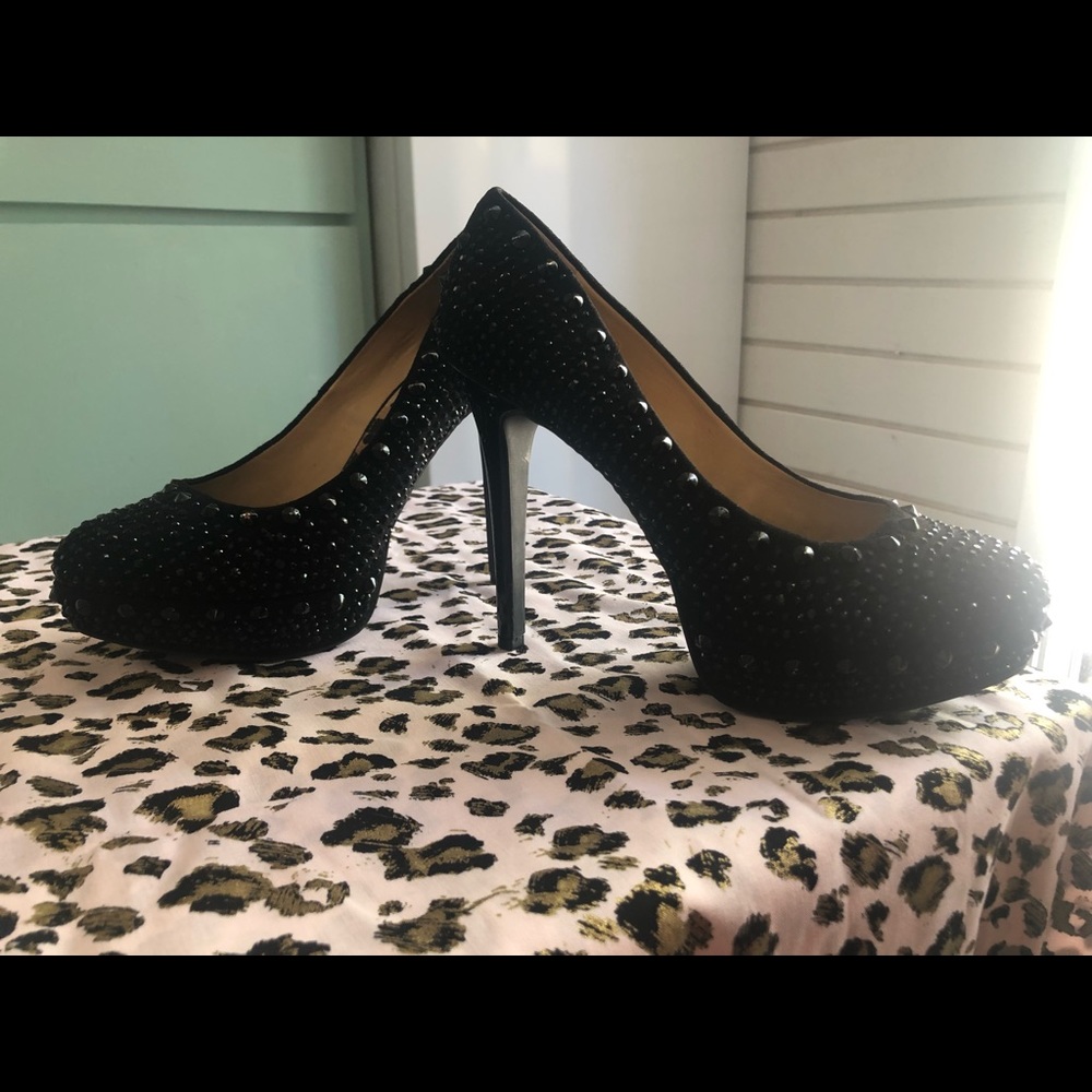 Gianni Bini Black studded pumps